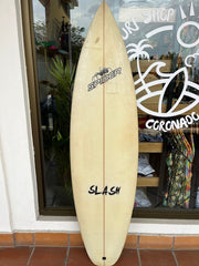 Slash 5'5", 21.5 Litros de Safari Surfboards